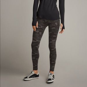 Cabi thick camo leggings